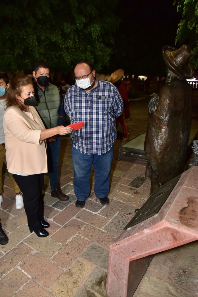 Alcaldesa de Aguascalientes presenta programa de recorridos por el Jardín de San Marcos