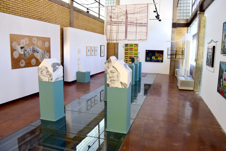 Conoce la nueva exhibición de la Universidad de las Artes en Aguascalientes: Devenires, registros del habitar desde dentro