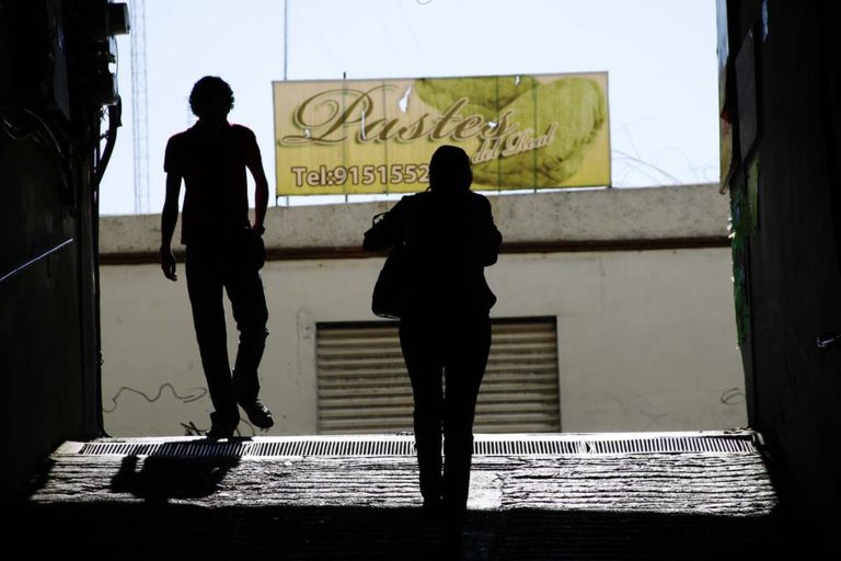 Oportunistas, los partidos que hablan de la desaparición de refugios para mujeres