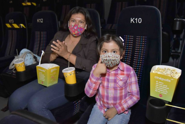 DIF de Aguascalientes llevó a niños y niñas al cine por el Día del Niño   