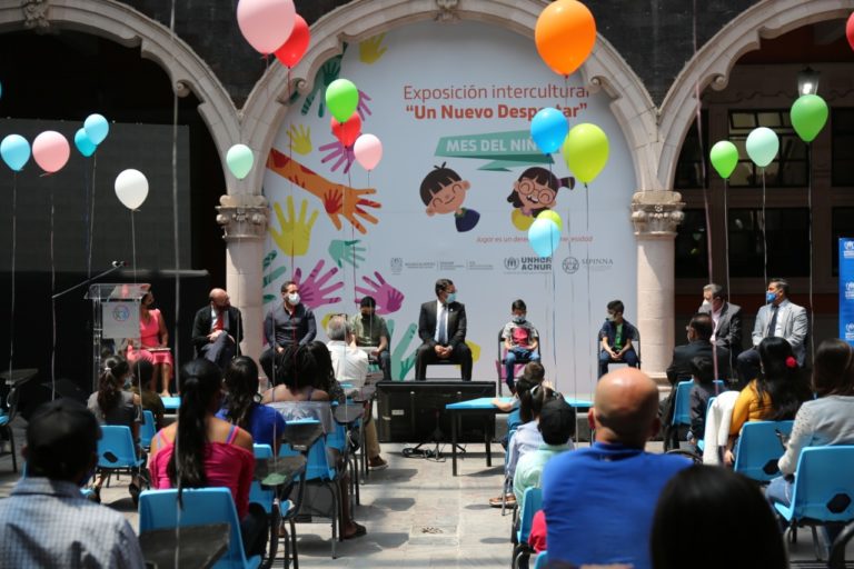 Inauguran expo itinerante con trabajos de niños refugiados en México y Aguascalientes   