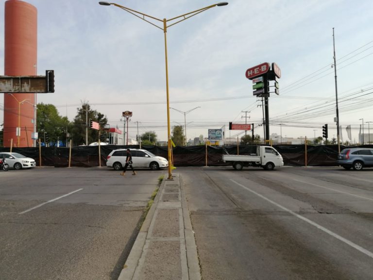 Inició cierre vial por paso a desnivel de Pulgas Pandas en Aguascalientes