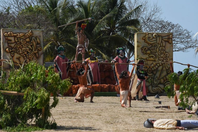 Aprueban Ley General de Consulta de los Pueblos y Comunidades Indígenas y Afromexicanas