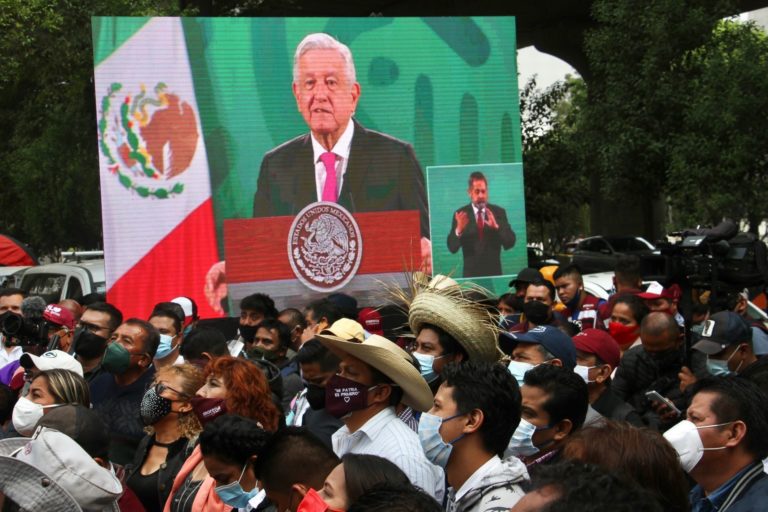 Morena aplica la aplanadora… incluso contra la Constitución