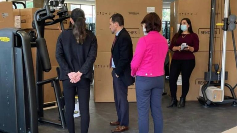 Una más de la CONADE, primero reprueba a burócrata que se vacunó, después se arrepiente