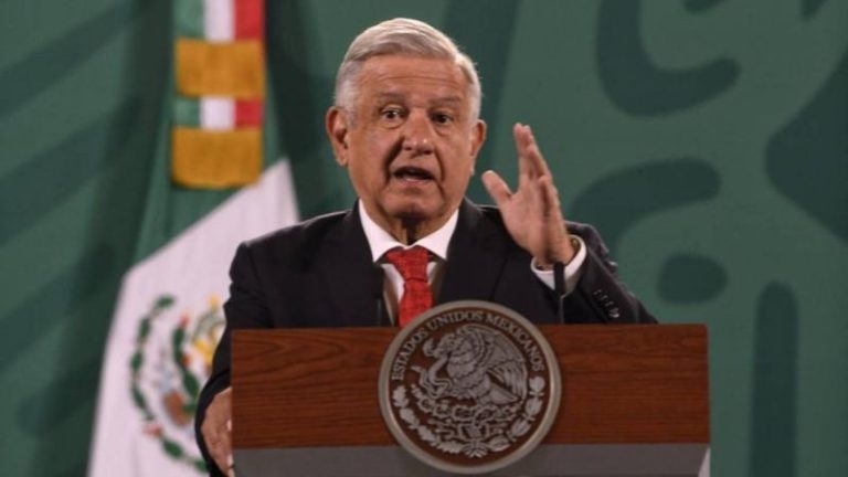 Bajan homicidios, pero aumenta desaparición, extorsión y feminicidios: AMLO