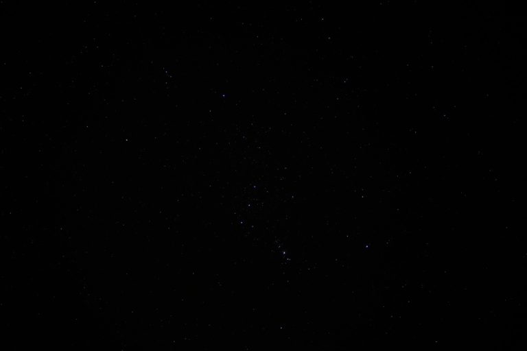 ¿Se descubre una nueva fuerza de la Naturaleza? Te contamos todo lo que necesitas saber sobre las fuerzas y la materia oscura