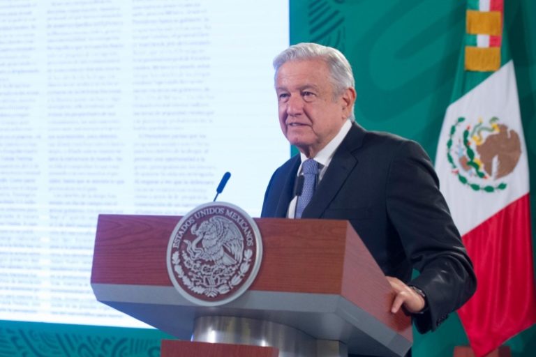 AMLO envía condolencias por accidente en el Metro y afirma: “no se va a ocultar nada”
