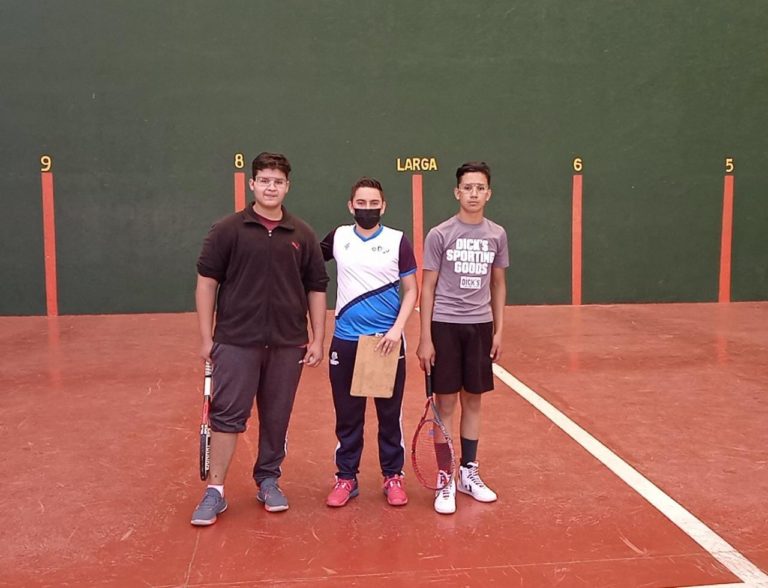 Selección estatal de frontenis tuvo destacada participación en el regional de Durango