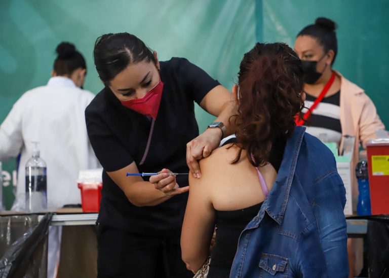 Más de 225 mil vacunas se han aplicado en Aguascalientes