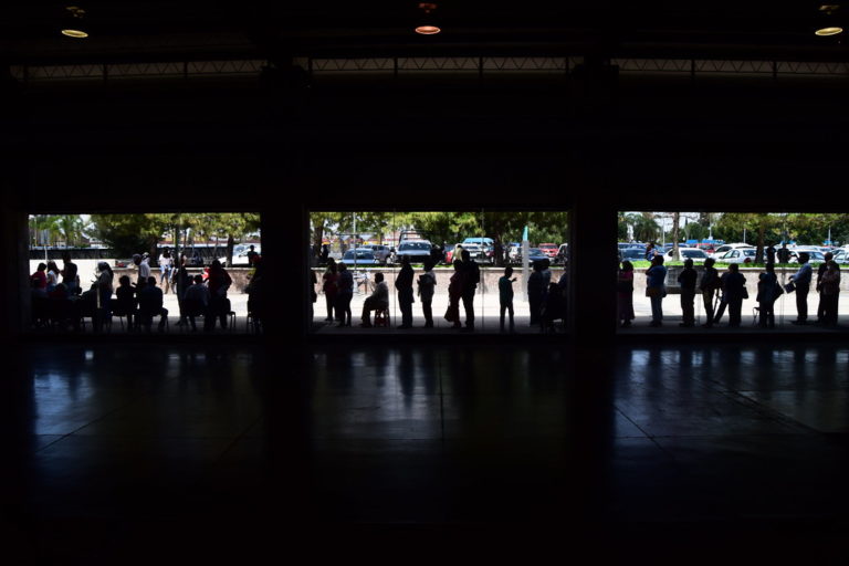 Martín Orozco gobernador de Aguascalientes, insistirá en que se pueda vacunar dentro de las empresas