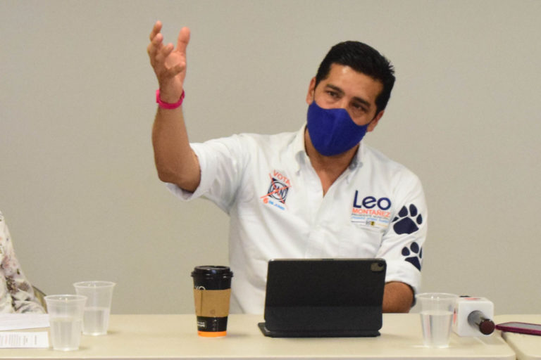 Leonardo Montañez presentó sus propuestas a representantes de grupos étnicos