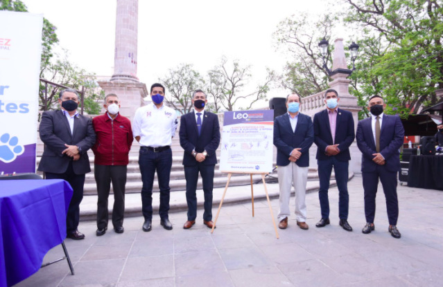 Leonardo Montañez firmó alianza con colegios de profesionistas de la construcción