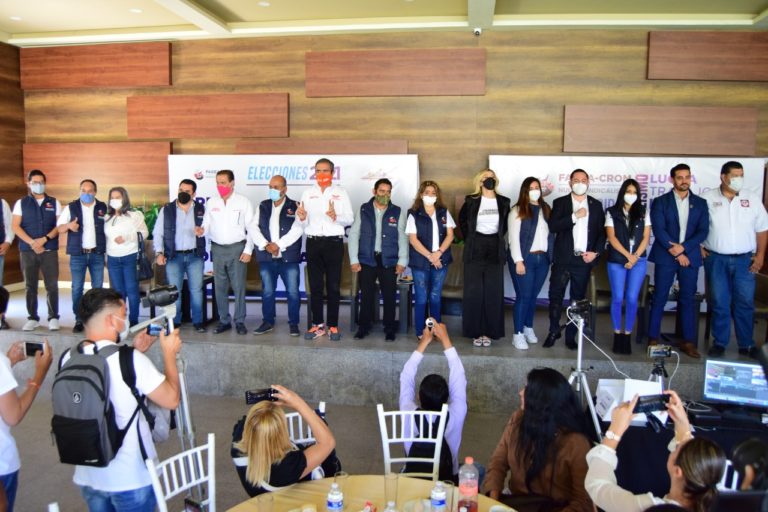 Candidatos a la alcaldía de Aguascalientes promovieron sus propuestas ante trabajadores