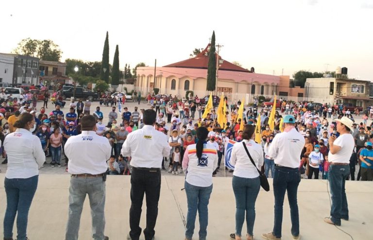 Candidato a diputación promete gestionar paso a desnivel para librar vía del tren