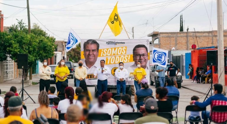 Candidato a diputación local promete interceder a favor de promotores culturales