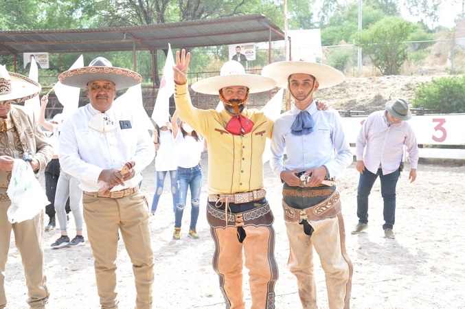 Arturo Ávila se compromete a crear el Instituto de Charrería Municipal en Aguascalientes