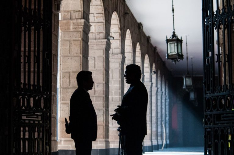 Siete de cada diez pesos gastados en los contratos del gobierno capitalino fueron por licitación pública: SESEA 