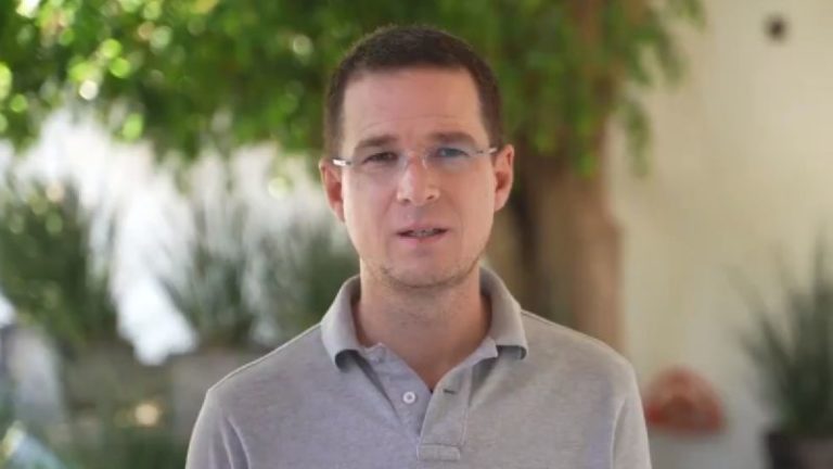 Ricardo Anaya señala que AMLO se “mete” en elecciones por “tramposo y mal perdedor”