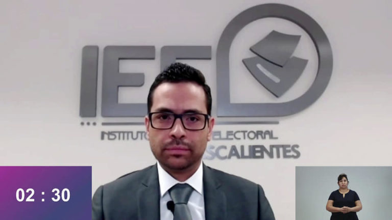 Sólo tres candidatos al Distrito III participaron en el debate del IEE