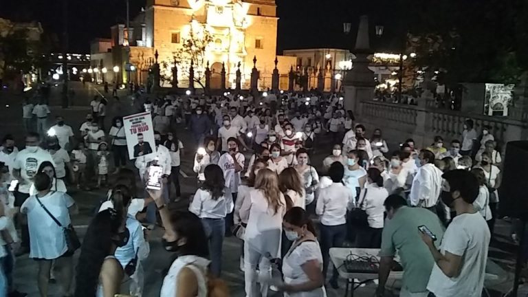 Encabeza Martha Márquez marcha contra la violencia política de género en Aguascalientes