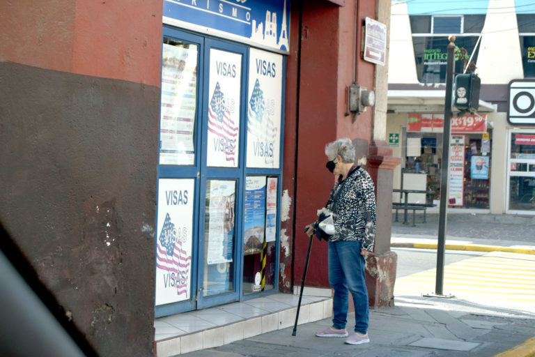 Empresas de viajes turísticos deben garantizar seguridad de los pasajeros: gobernador de Aguascalientes