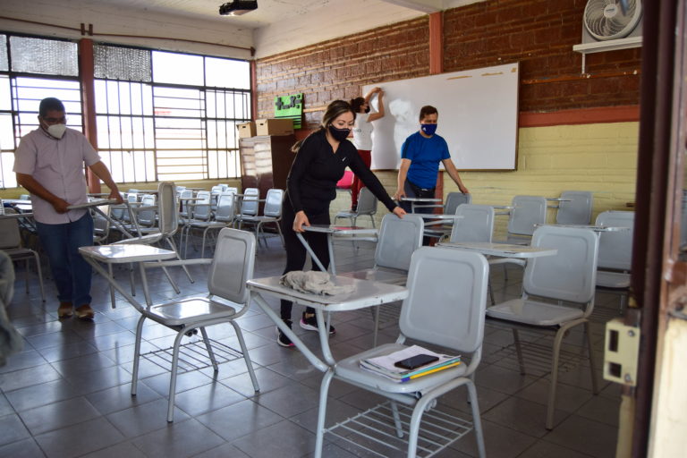 Acuerdan IEA y el SNTE medidas para el regreso seguro a clases presenciales en Aguascalientes