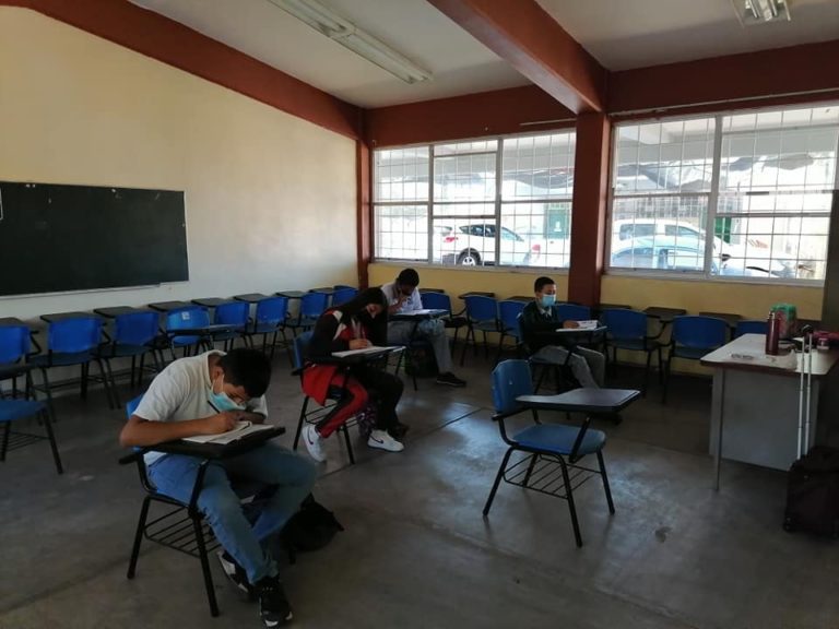 Algunas escuelas sólo abrirán sus puertas tres días para las clases presenciales