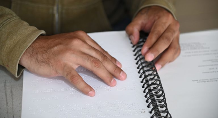 DIF de Aguascalientes ofrece curso de braille en línea