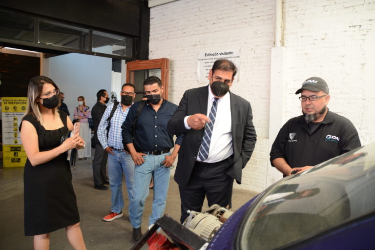 UPA y clúster automotriz Giraa firmaron un convenio de colaboración