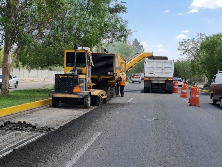 Municipio realiza obras de rehabilitación en avenida Aguascalientes Oriente