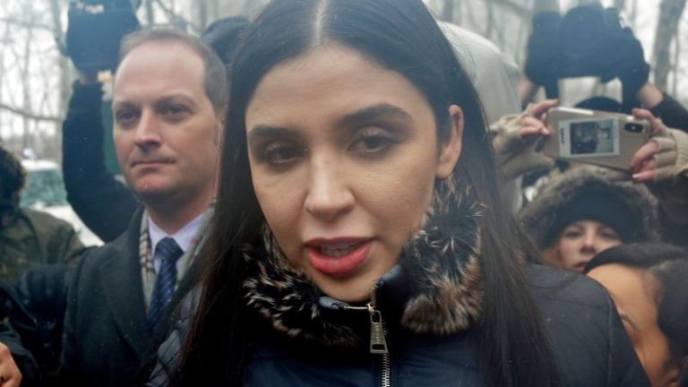 Emma Coronel se declara culpable de narcotráfico en EU