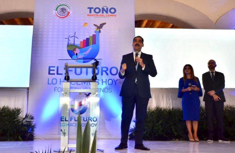 Así fue el primer día de los foros ciudadanos de Toño Martín del Campo