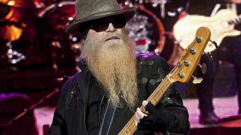 Falleció Dusty Hill, el legendario bajista de ZZ Top