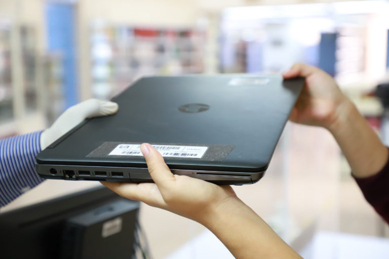 UAA mantiene préstamo de equipos y paquete de datos para alumnos