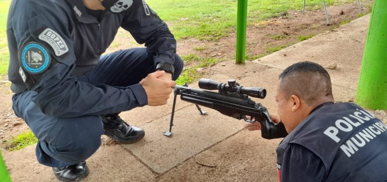 Policía Municipal recibe capacitación sobre tiro de alta precisión