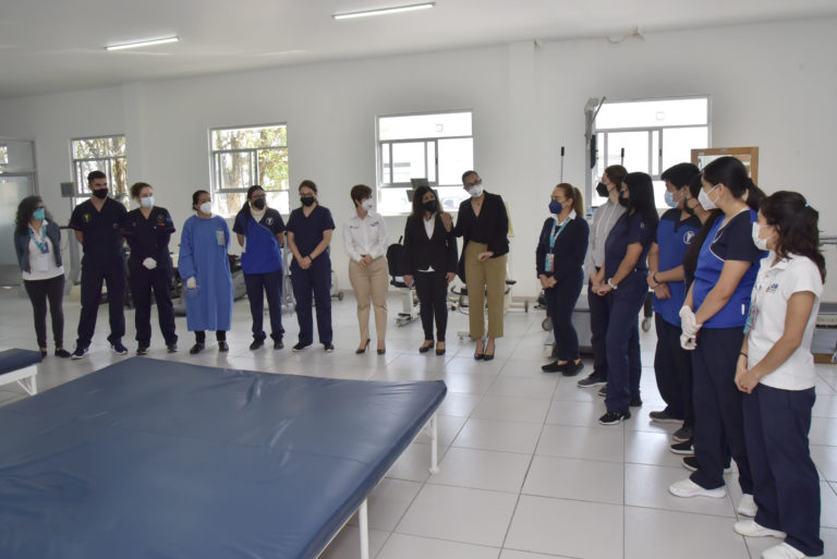 En el DIF Estatal dan terapia física a más de 330 pacientes al día en Aguascalientes