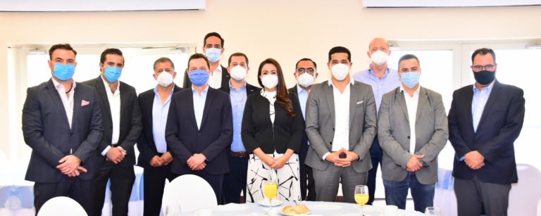 Asiste Teresa Jiménez alcaldesa de Aguascalientes, a la presentación del proyecto El Gran Bajío