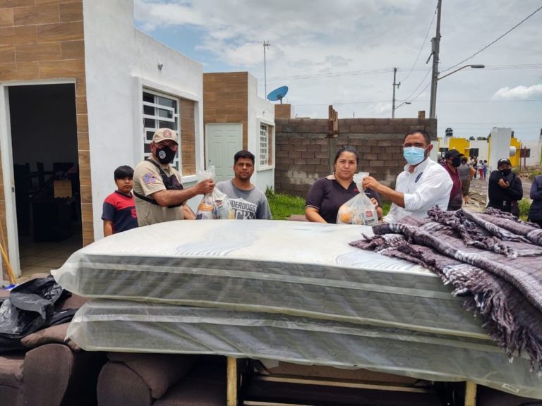 Sedeso entregó colchones y despensas a afectados por lluvias en San Francisco de los Romo, Aguascalientes