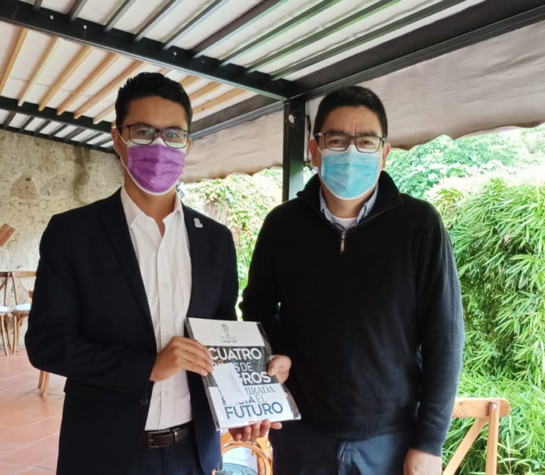 Titular del IEA se reúne con investigador del CIDE