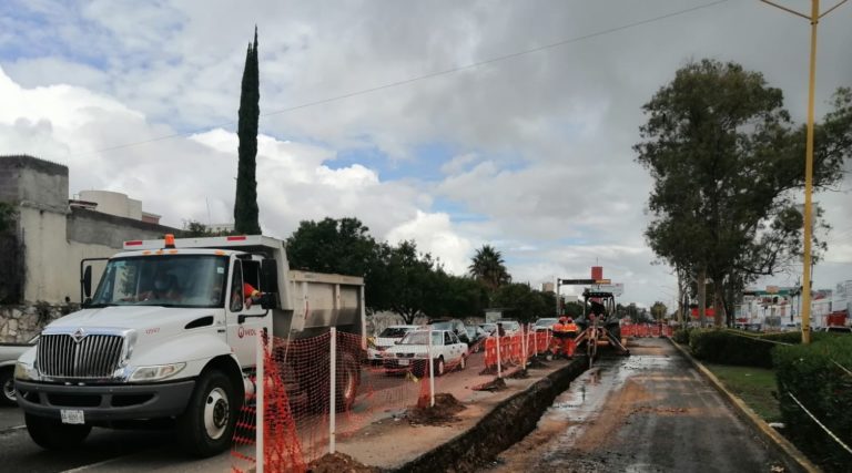 Rehabilita Veolia red de alcantarillado en avenida Independencia