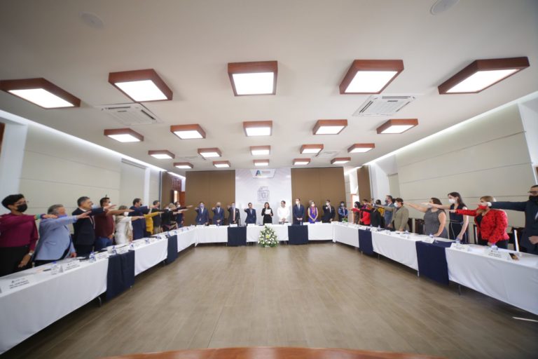 Rinden protesta nuevos integrantes del Consejo de la Ciudad de Aguascalientes