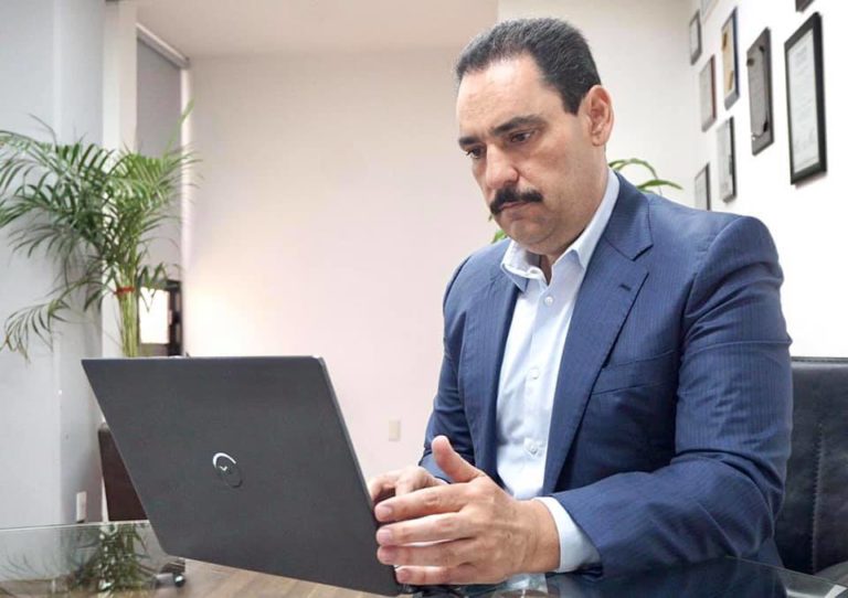 ¿Quién es Antonio Martín del Campo?