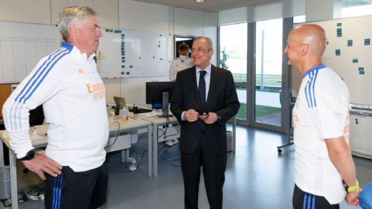 A cambio de viajes, dos funcionarios de Calderón dieron contratos al Real Madrid, revela audio