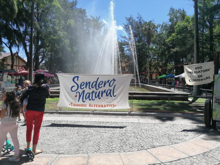 Sendero Natural, el tianguis alternativo de Aguascalientes que debes conocer