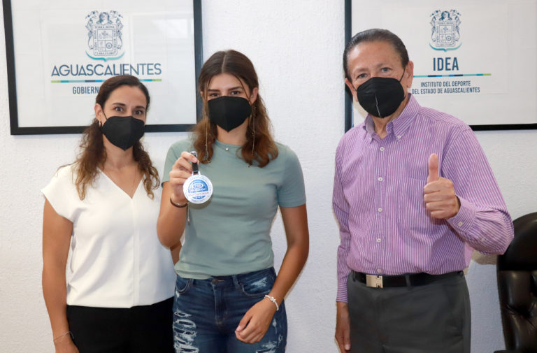 Golfista aguascalentense entre las mejores del mundo y ¡tiene 17 años!