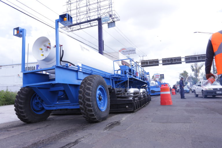 Municipio capital de Aguascalientes implementa tecnología para rehabilitar vialidades