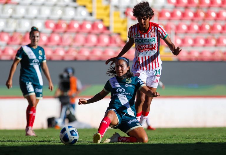 Centellas vence 1-0 al Puebla en Aguascalientes