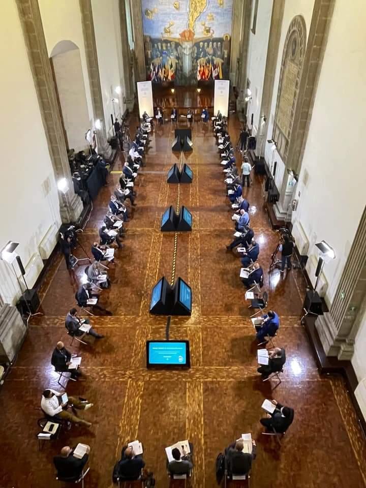 Regreso seguro a clases será presencial, con grupos reducidos y responsable: IEA