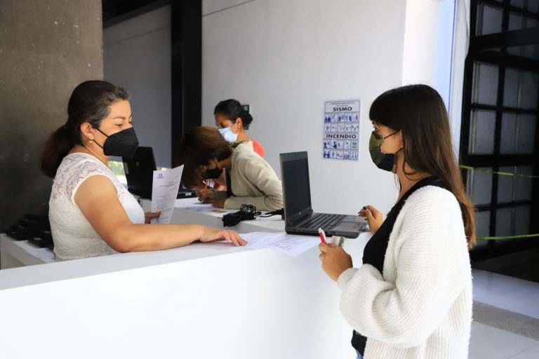 UAA implementó préstamo de equipos de cómputo y datos móviles a estudiantes